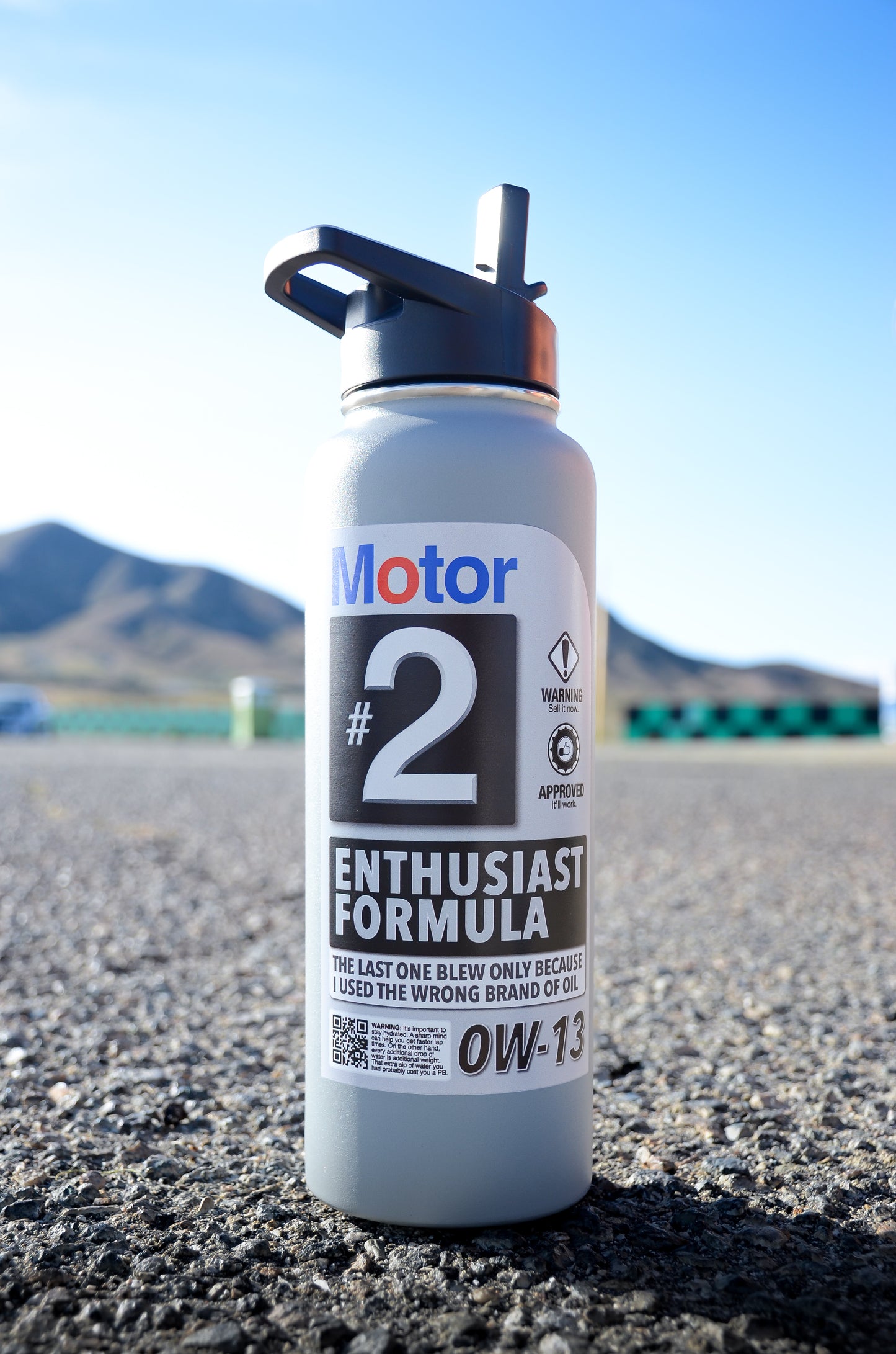 "Motor #2" 40oz Insulated Bottle by Zunn Performance